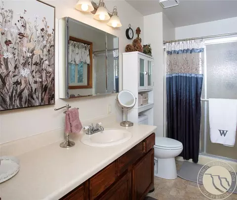 Bath - 2809 Meadow Dr, Laurel, MT 59044 photo 1 of 2