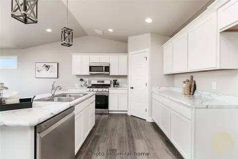 Kitchen - 452 Montecito Ave, Billings, MT 59105 photo 2 of 2