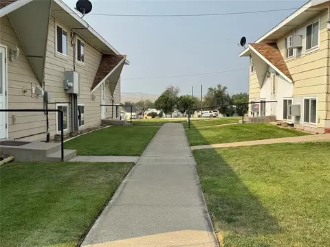 306 Central Ave N, Harlowton, MT 59036