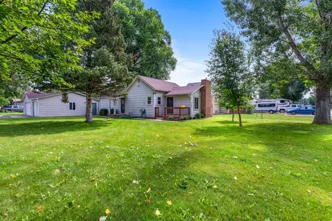 304 1st St SE, Park City, MT 59063