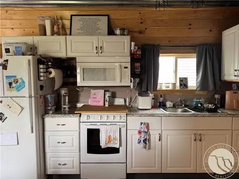 Kitchen - 511 Custer Ave, Jordan, MT 59337 photo 1 of 1