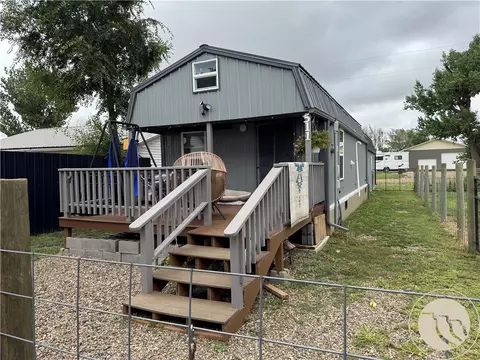 Exterior - 511 Custer Ave, Jordan, MT 59337 photo 2 of 5