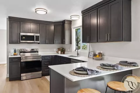 Kitchen - 9322 12 Mile Rd, Shepherd, MT 59079 photo 3 of 3