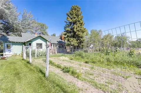 Exterior - 19 Terland Rd, Reed Point, MT 59069 photo 4 of 7
