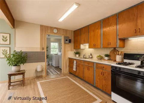Kitchen - 19 Terland Rd, Reed Point, MT 59069 photo 1 of 2