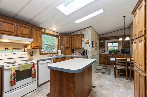 Kitchen - 110 S E St, Bridger, MT 59014 photo 6 of 6