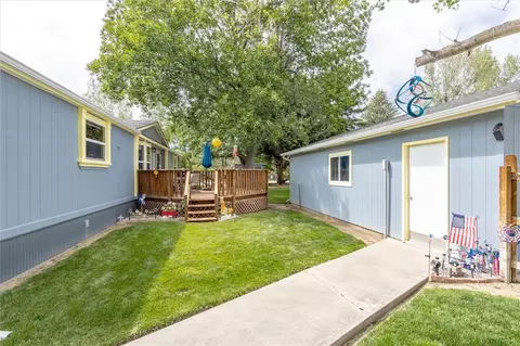 Exterior - 110 S E St, Bridger, MT 59014 photo 2 of 9