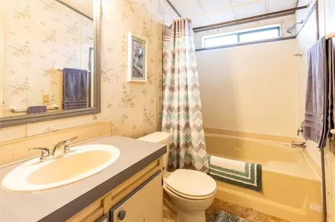 Bath - 110 S E St, Bridger, MT 59014 photo 3 of 3
