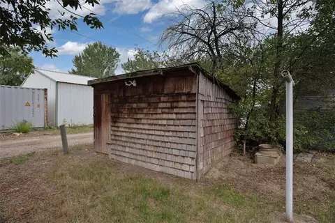 Exterior - 102 Vaill Ave, Belfry, MT 59008 photo 6 of 7