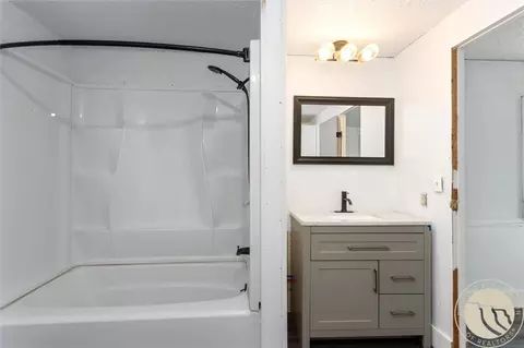 Bath - 711 Cougar Cir, Laurel, MT 59044 photo 1 of 1