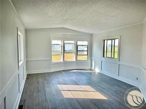 Living - 711 Cougar Cir, Laurel, MT 59044 photo 2 of 2