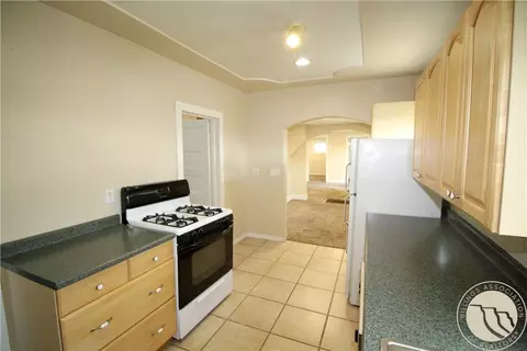 Kitchen - 512 1st Ave, Laurel, MT 59044 photo 5 of 5