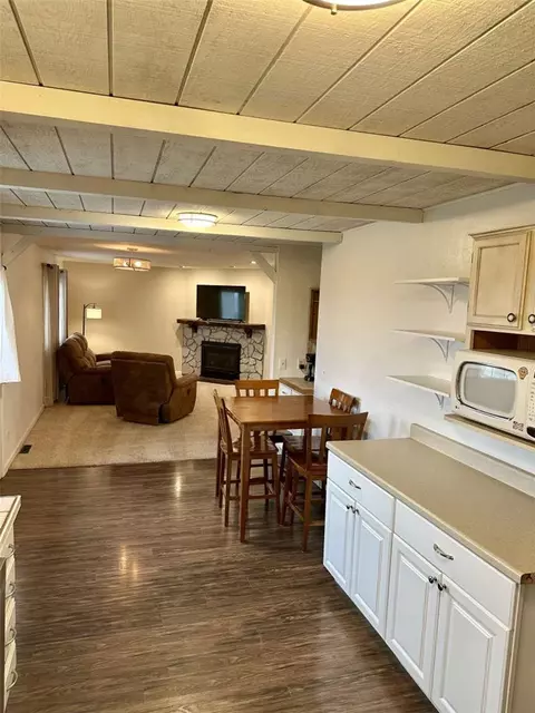 Kitchen - 2615 Alpine View Dr, Laurel, MT 59044 photo 2 of 3