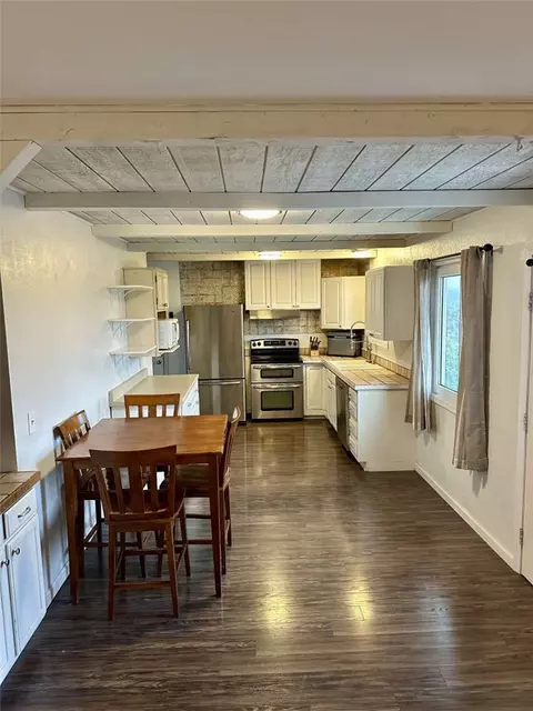 Kitchen - 2615 Alpine View Dr, Laurel, MT 59044 photo 1 of 3