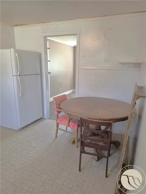 Kitchen - 909 G Ave, Circle, MT 59215 photo 3 of 4