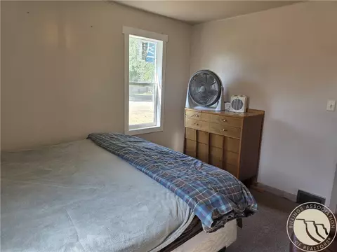 Bedroom - 909 G Ave, Circle, MT 59215 photo 2 of 3
