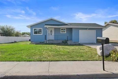 Exterior - 1012 11th Ave, Laurel, MT 59044 photo 6 of 6