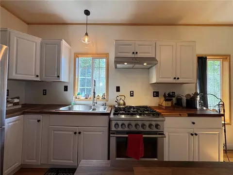 Kitchen - 225 4th St, Custer, MT 59024 photo 3 of 4