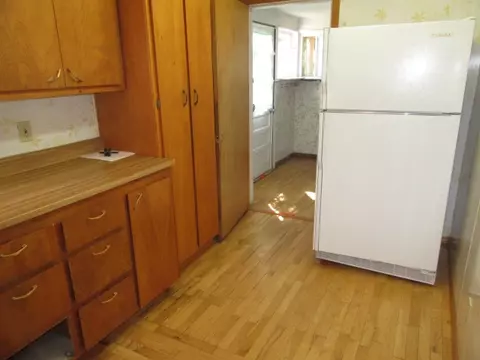Kitchen - 234 Front Ave E, Joliet, MT 59041 photo 3 of 3