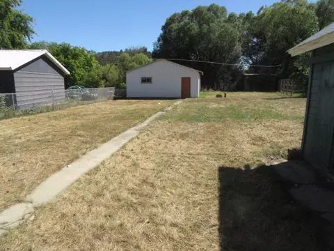 Exterior - 234 Front Ave E, Joliet, MT 59041 photo 4 of 4
