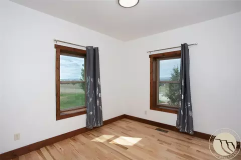 Bedroom - 2460 Clarks Point Dr, Laurel, MT 59044 photo 2 of 4