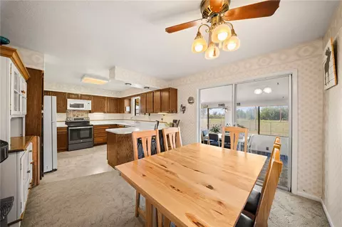 Dining - 1540 W 9th St, Laurel, MT 59044 photo 1 of 5