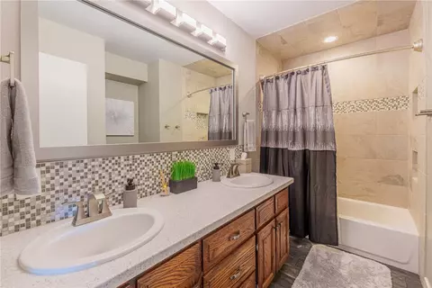 Bath - 354 Cape Cod, Billings, MT 59102 photo 4 of 5