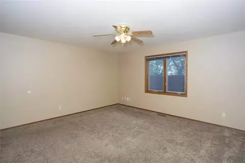 Bedroom - 521 Winter Park Dr, Billings, MT 59102 photo 2 of 4