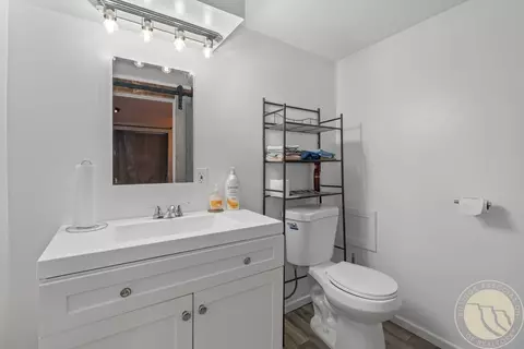 Bath - 408 E Broadway Ave, Bridger, MT 59014 photo 2 of 2