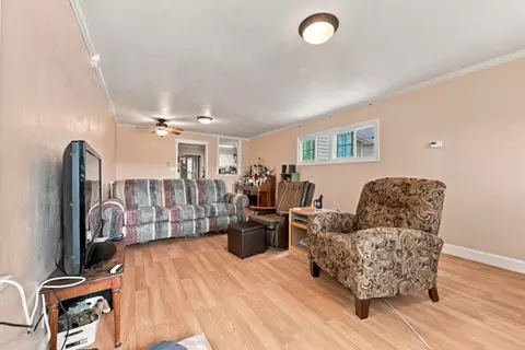 Living - 526 E 2nd Ave N, Columbus, MT 59019 photo 1 of 1