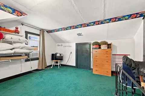 Bedroom - 526 E 2nd Ave N, Columbus, MT 59019 photo 3 of 3