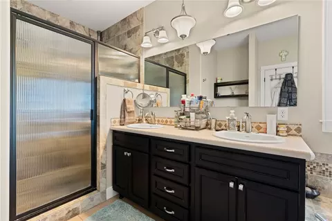 Bath - 3215 Brookway Dr, Laurel, MT 59044 photo 1 of 4