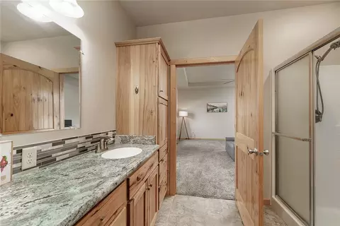 Bath - 120 E Centennial Rd, Columbus, MT 59019 photo 1 of 3