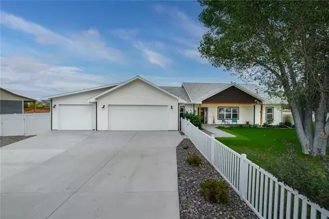 Exterior - 120 E Centennial Rd, Columbus, MT 59019 photo 10 of 13