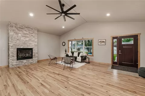 Living - 120 E Centennial Rd, Columbus, MT 59019 photo 3 of 3