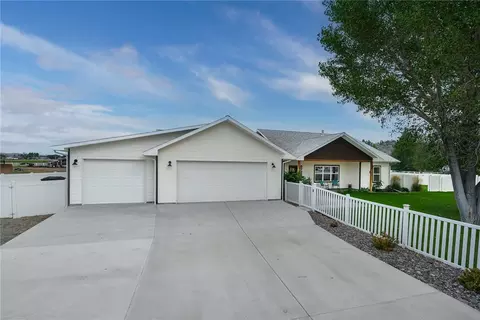 Exterior - 120 E Centennial Rd, Columbus, MT 59019 photo 11 of 13