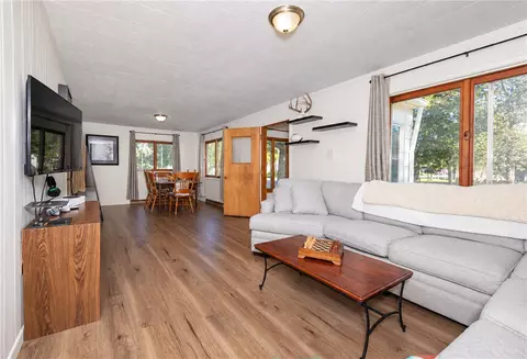 Living - 5 E 2nd Ave N, Columbus, MT 59019 photo 1 of 3