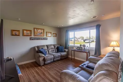 Living - 5632 Meadowmist Dr, Shepherd, MT 59079 photo 1 of 2