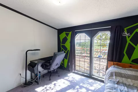 Bedroom - 4646 Clapper Flat Rd, Laurel, MT 59044 photo 5 of 10