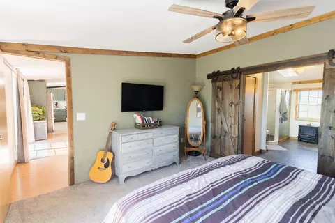 Bedroom - 4646 Clapper Flat Rd, Laurel, MT 59044 photo 3 of 10
