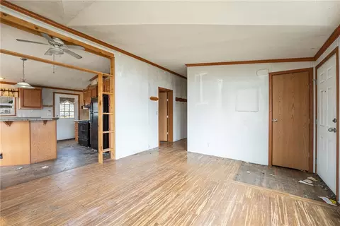 Living - 63 E Sunshine Rd, Roundup, MT 59072 photo 2 of 3