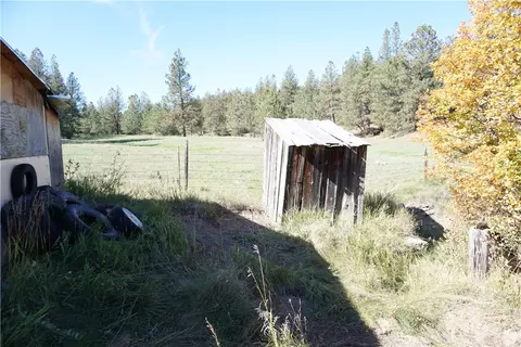 Exterior - 11 Klein Rd, Roundup, MT 59072 photo 12 of 14