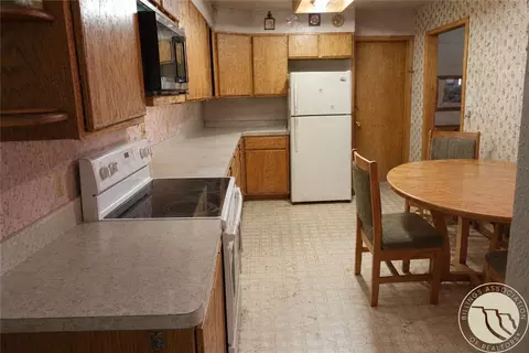 Kitchen - 11 Klein Rd, Roundup, MT 59072 photo 2 of 2