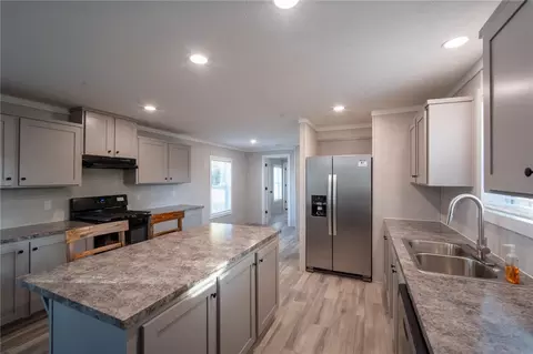 Kitchen - 18 3rd Ave, Fromberg, MT 59029 photo 1 of 4