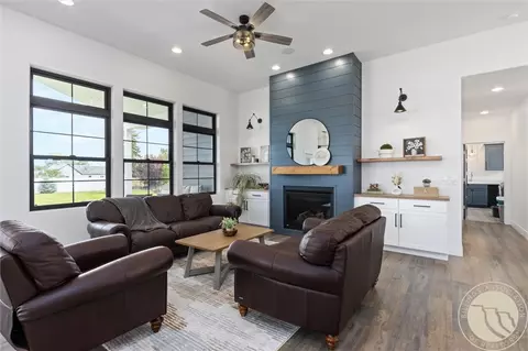 Living - 2913 Brookway Dr, Laurel, MT 59044 photo 2 of 6