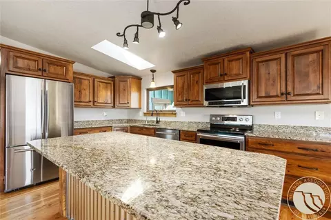Kitchen - 4545 Mountain View Rd, Molt, MT 59057 photo 2 of 4