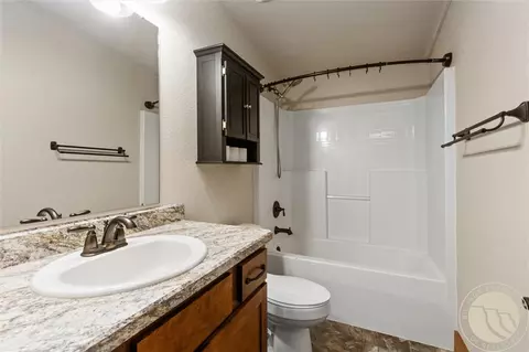 Bath - 4545 Mountain View Rd, Molt, MT 59057 photo 2 of 3