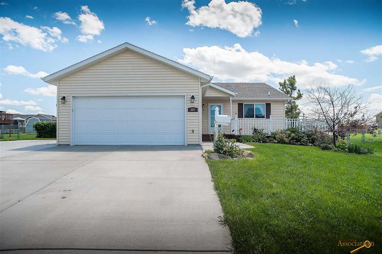 307 Freude Ln, Box Elder, SD 57719 photo 1