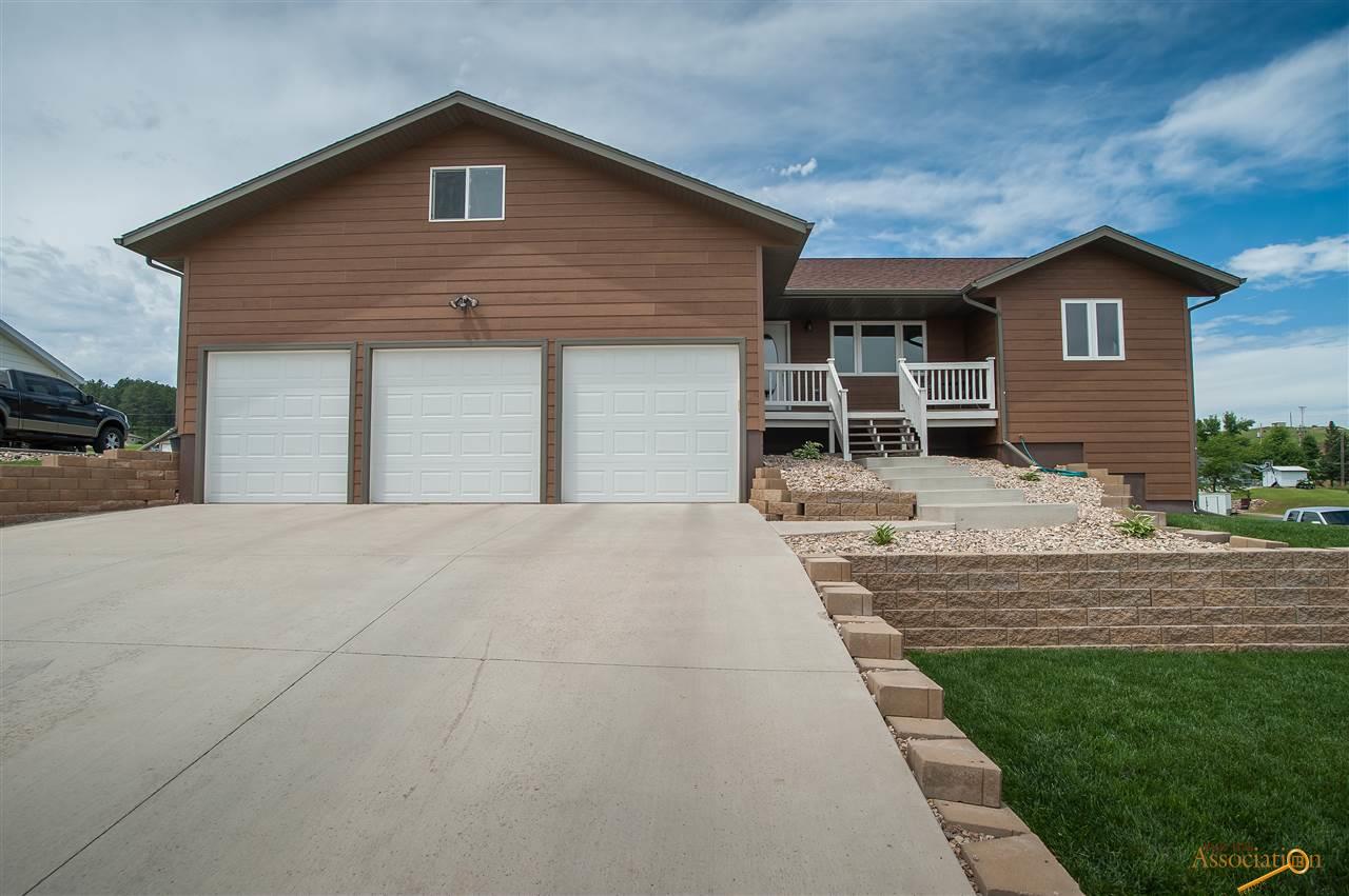 2201 Pipestone Dr, Sturgis, SD 57785 photo 1