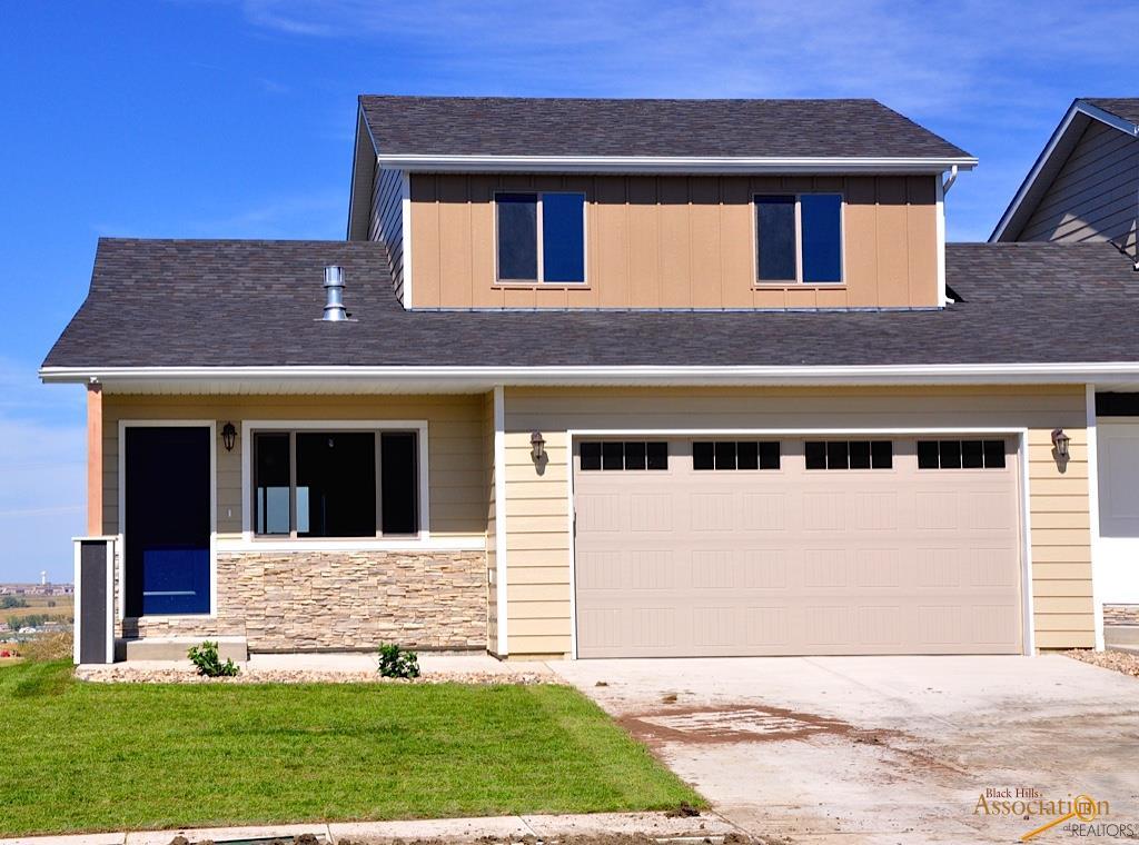 332 Bear Tooth Dr, Box Elder, SD 57719 photo 1